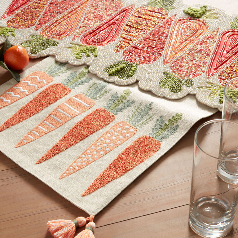Wholesale beaded table runner Making Every Meal Setting More Enjoyable 