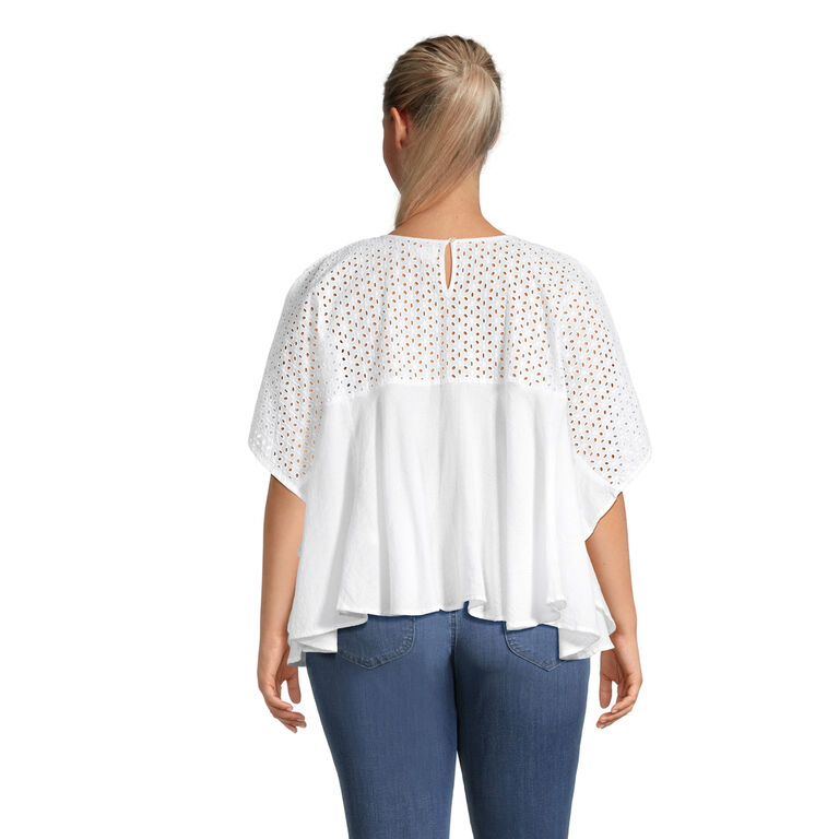 Lilo Ivory Floral Eyelet Peasant Top image number 2