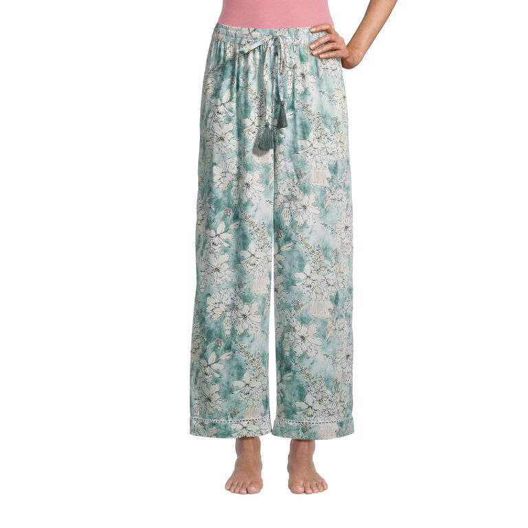 Evangeline Bouquet Blue Watercolor Pajama Collection image number 3