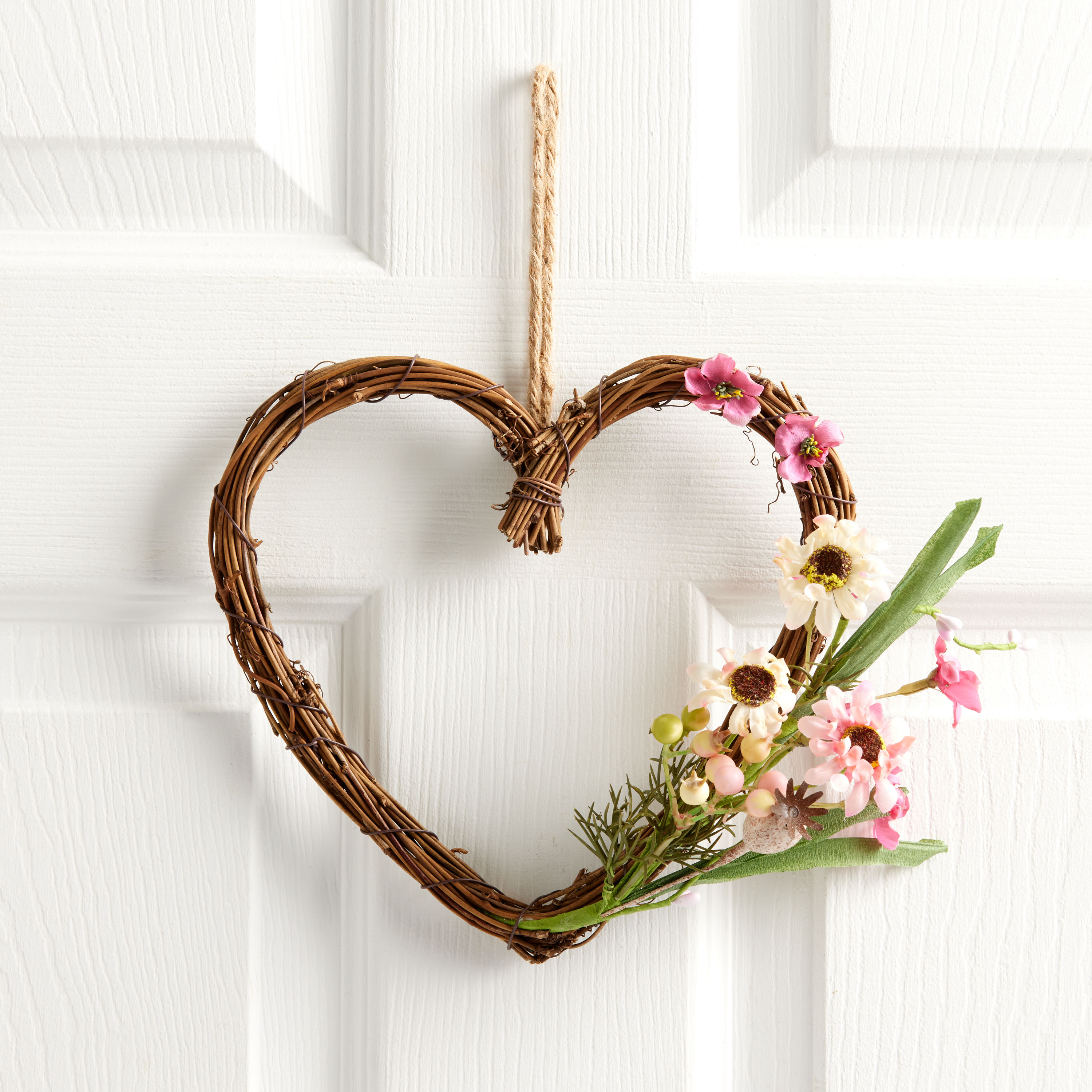 Spring Wreath with Heart deals Sign