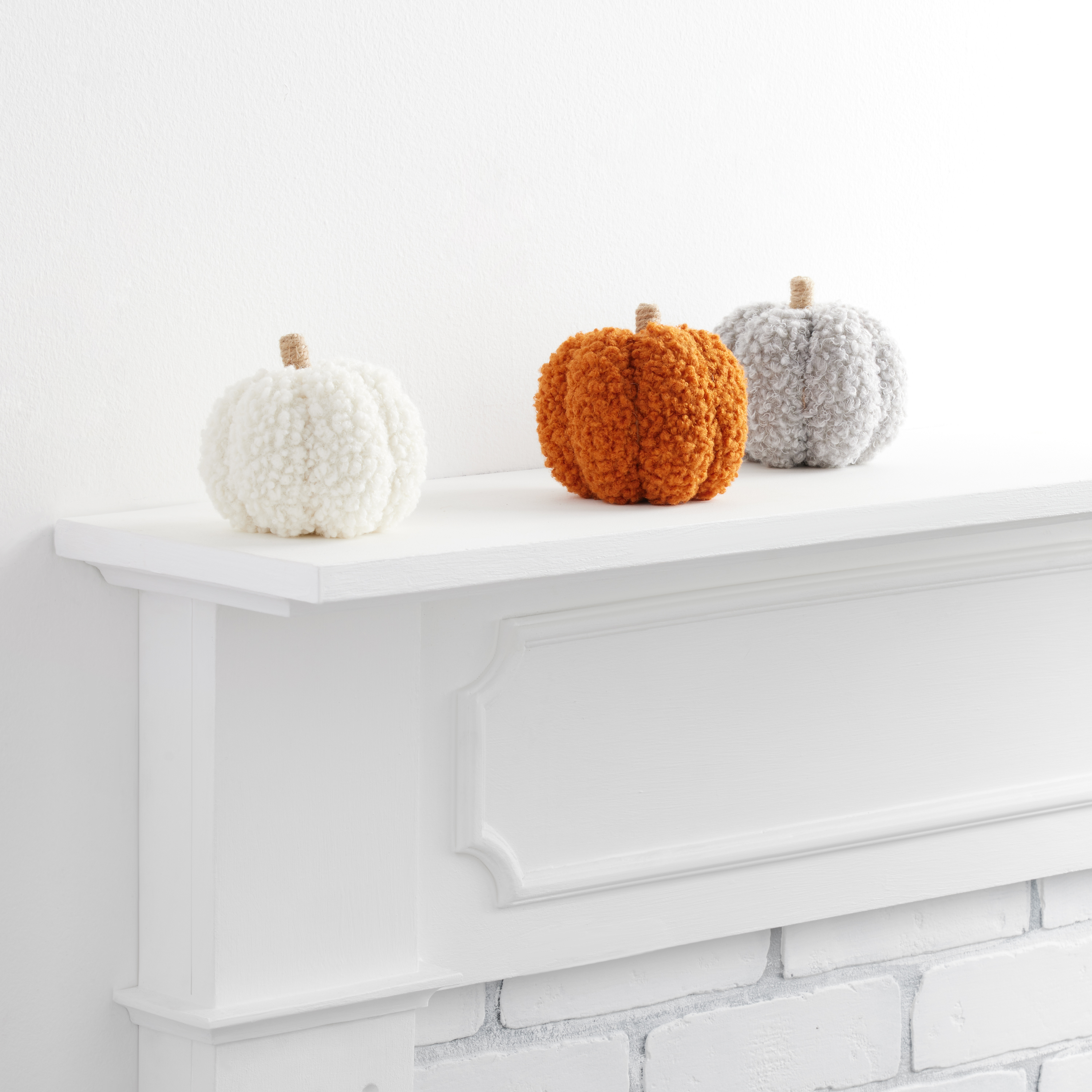 Southern Living Festive Fall Collection Boucle Pumpkins Square Pillow